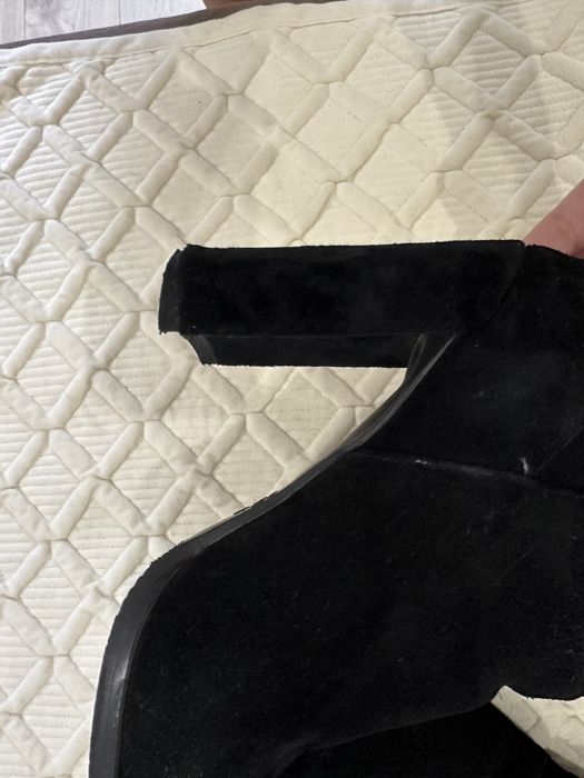 Продам обувь в отличном состоянии