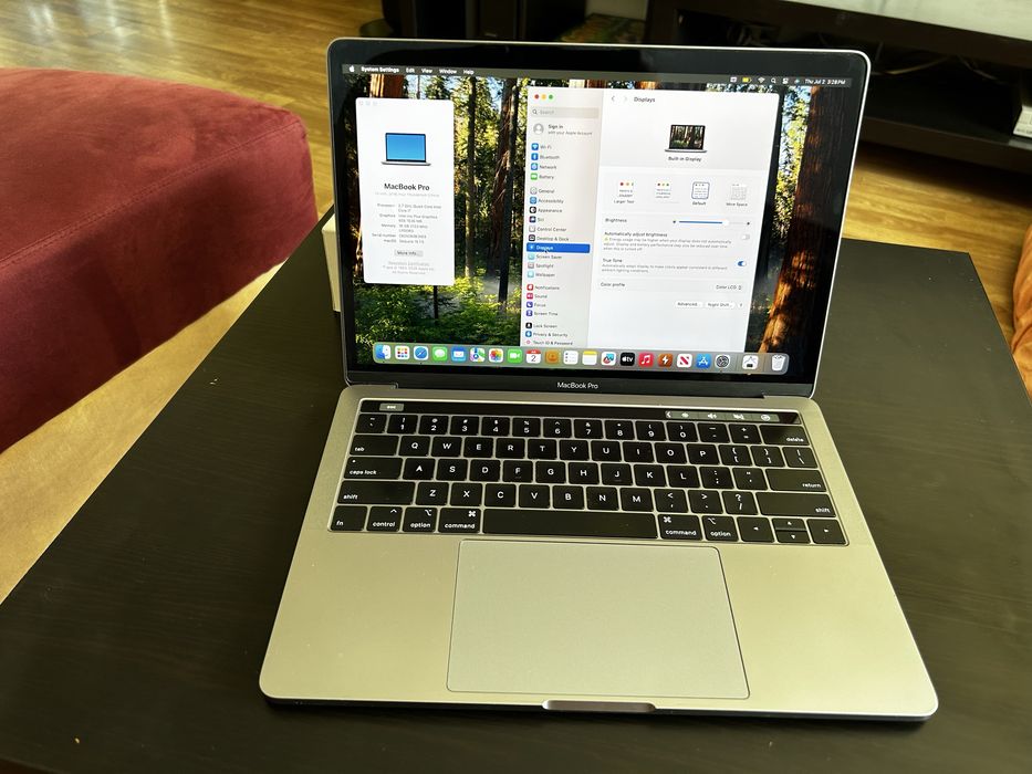 Macbook Pro 13" model A1989 2019 i7 16 GB RAM SSD 2 TB baterie 307 cicluri