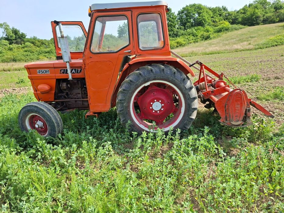 Vând tractor Fiat