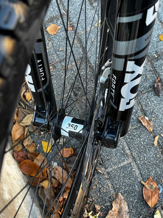 Commencal Supreme Dh v4 Race 2024 29/27