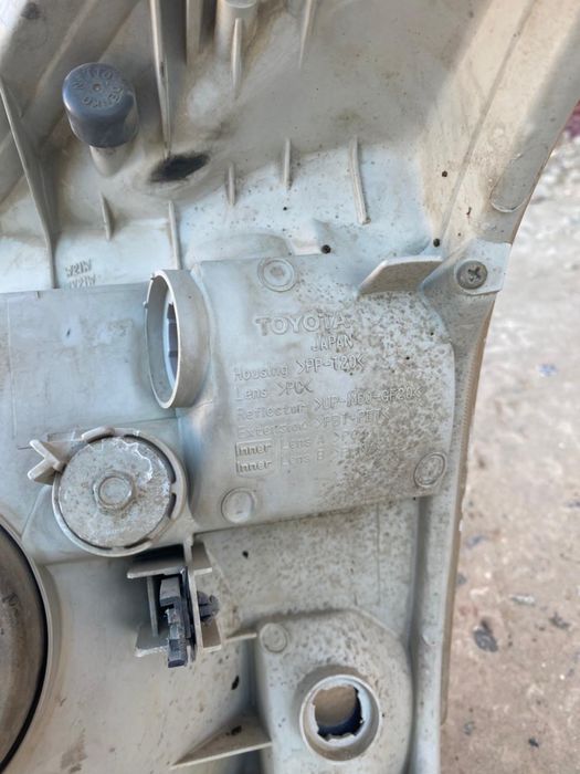 Прадо 120 фар оригинал комплект