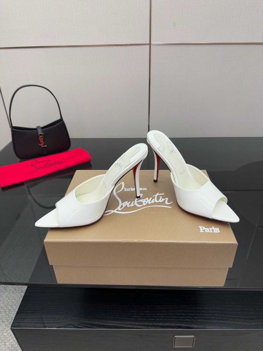 Louboutin Дамски Обувки 35-40 номер