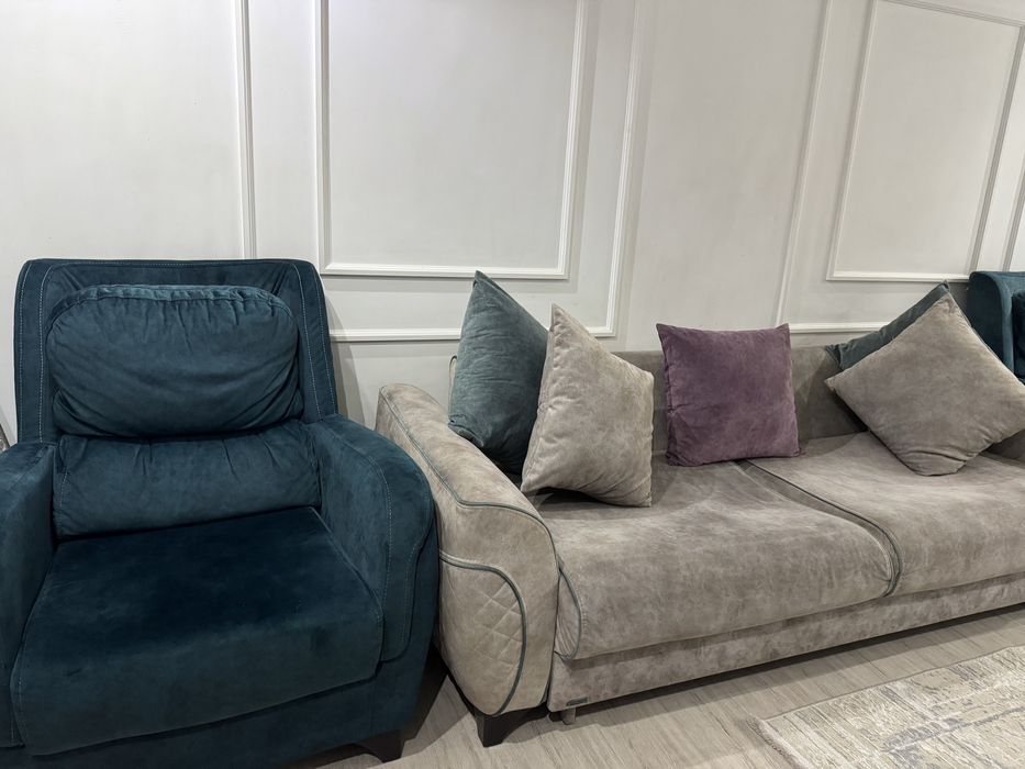 Диван с креслами