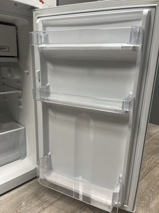 Vand frigider Arctic ATF9048+