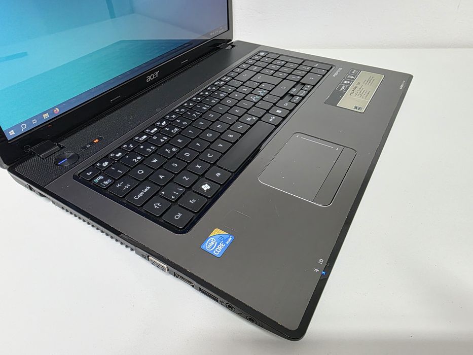 Laptop Acer ca NOU display MARE i3 SSD cu GARANTIE