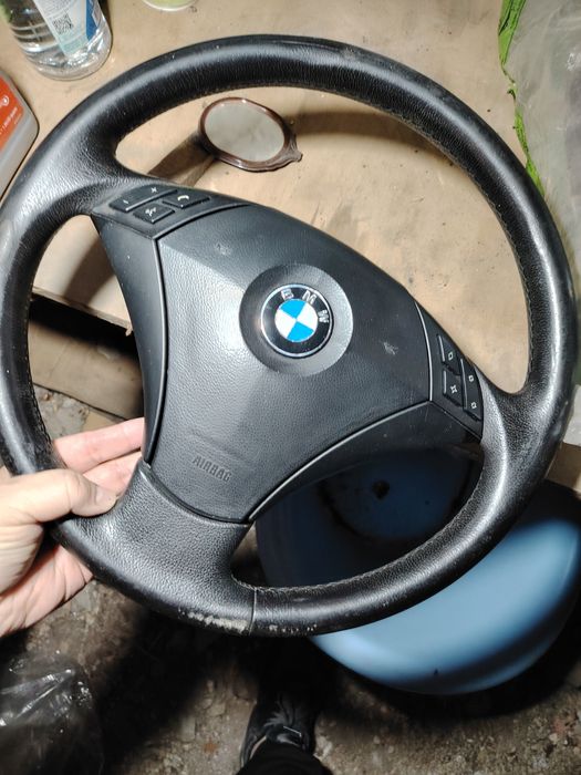 Продавам волан за БМВ Е 60