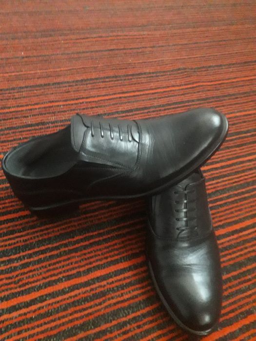Мужской туфли  сатылады