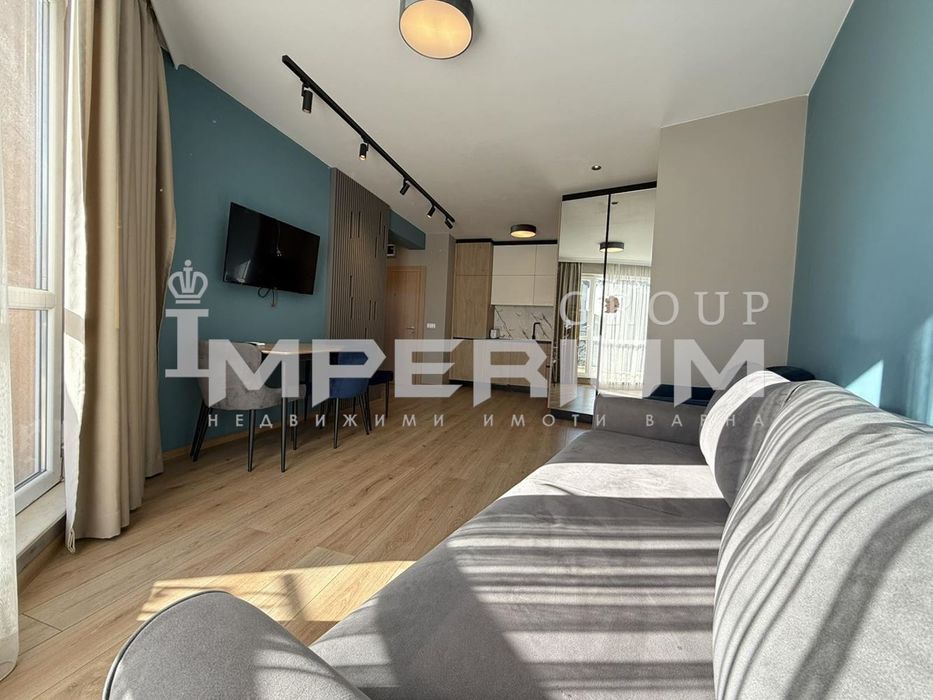 Дава се под наем Двустаен апартамент в Варна, Бриз - 60 кв.м за 648.21 € - Снимка #1