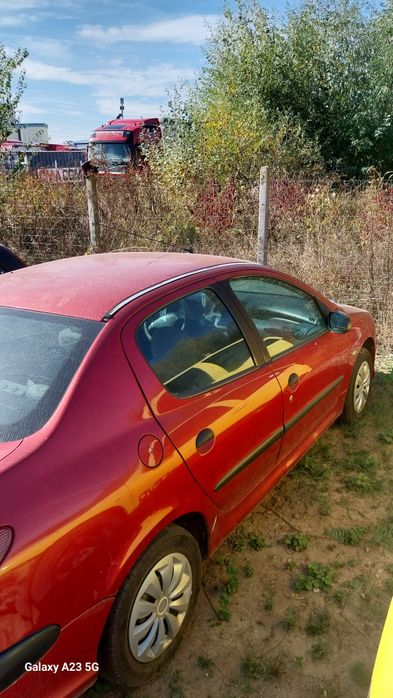PEUGEOT 206 2008 — imagine 2
