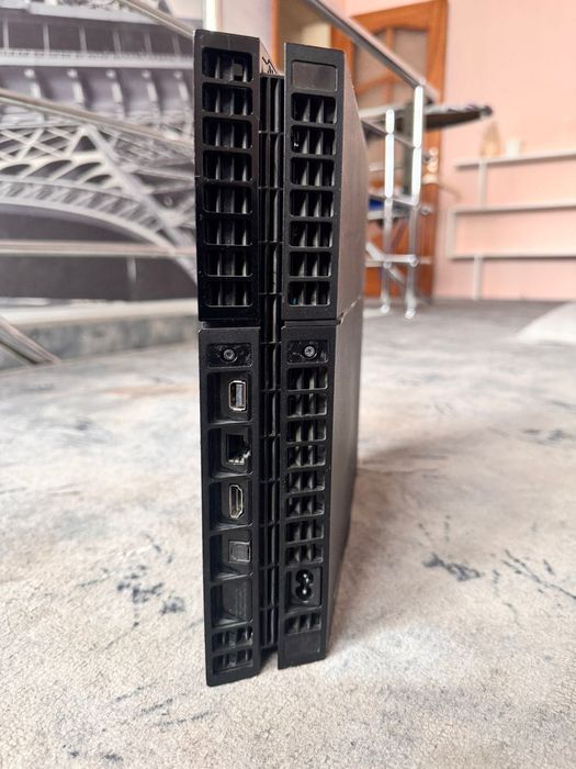 Плейстейшен 4 PS4