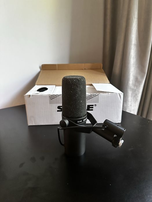 Студийный микрофон Shure sm7b