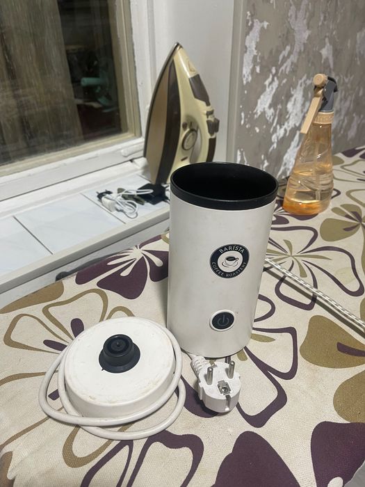 Вспениватель молока для кофе