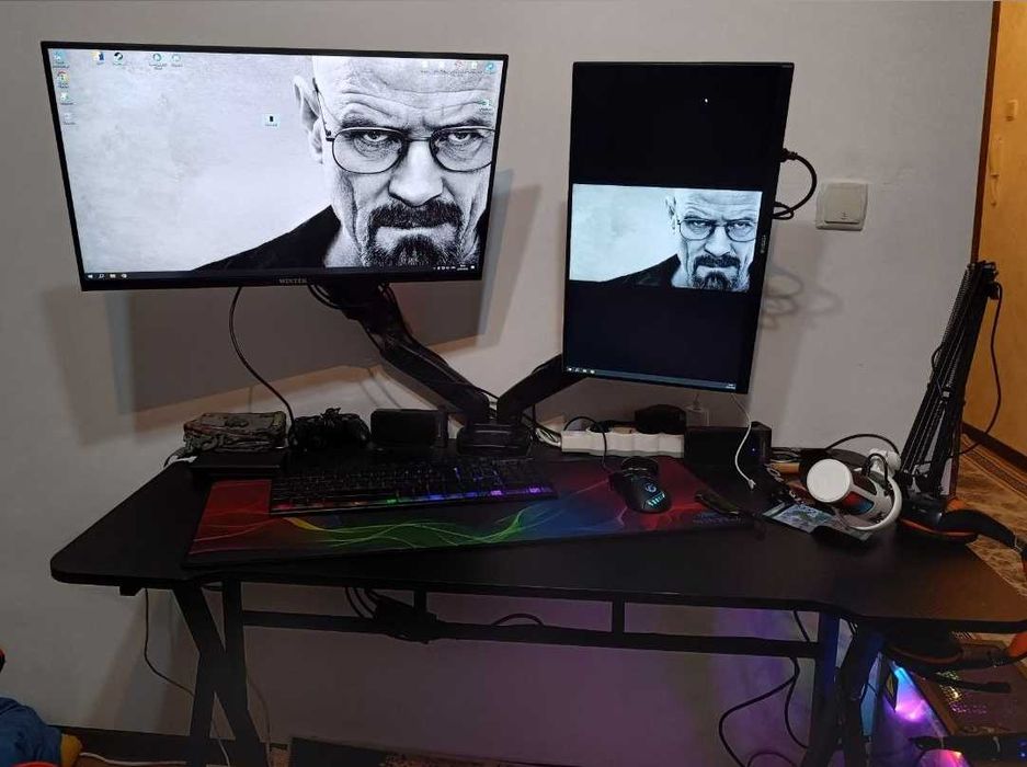 Мониторы ПК. Кранштейн в подарок