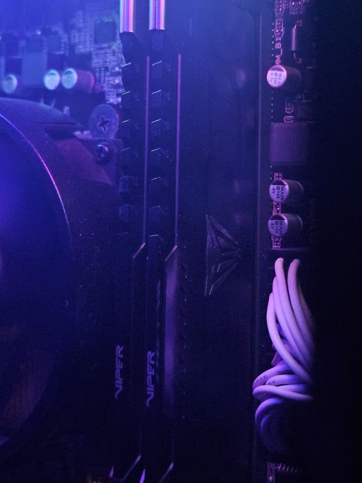 PC Gaming Vand sau SCHIMB Cu Laptop