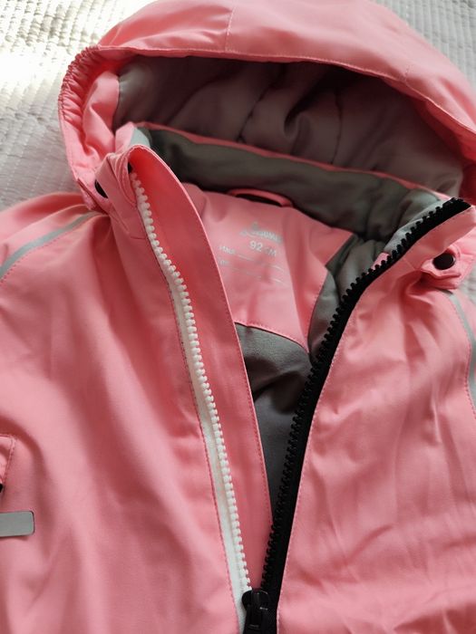 Комбинезон весенний на девочку