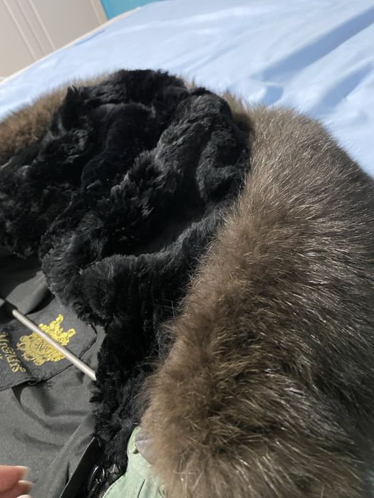 Продам парку с доставкой