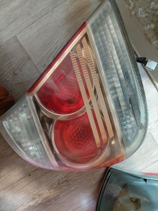 Камри 35 задние фары