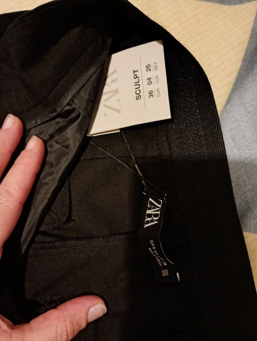 Pantaloni Zara Jogger