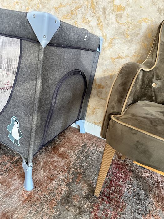 Продам детскую кроватку манеж