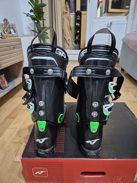 Nordica Dobermann gp 130 Clapari ski ,mărimea 42-43