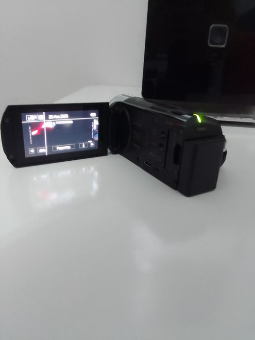 Видеокамера Canon HF R306