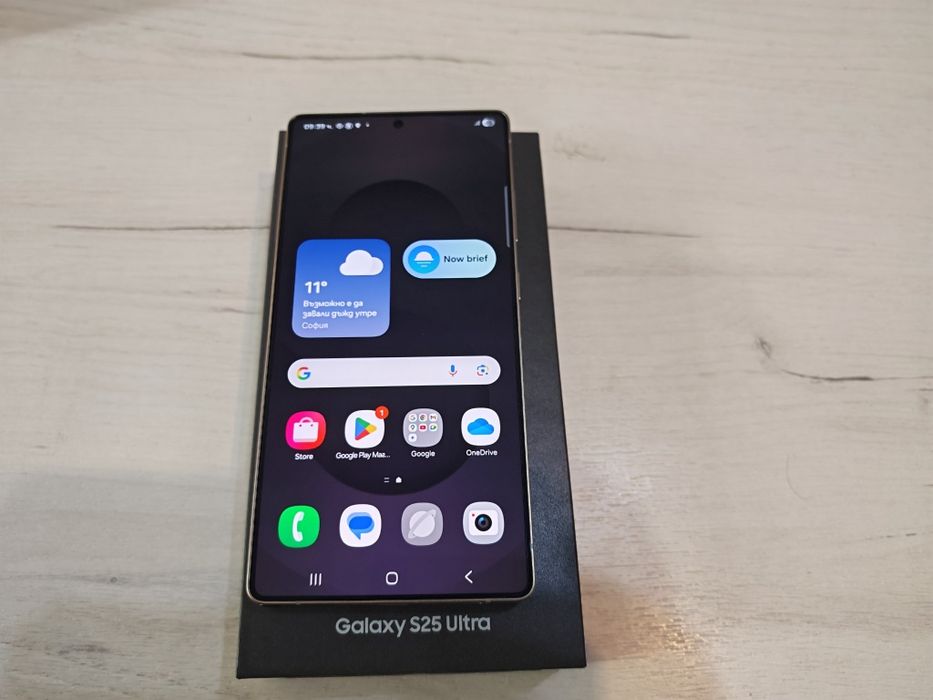 Като нов Samsung Galaxy S25 Ultra 5G 12 GB RAM 512 6м Гаранция