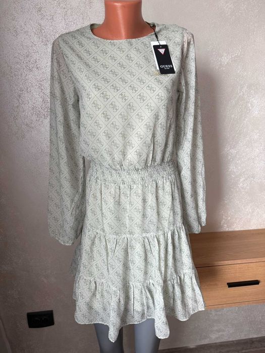 Нова рокля Guess