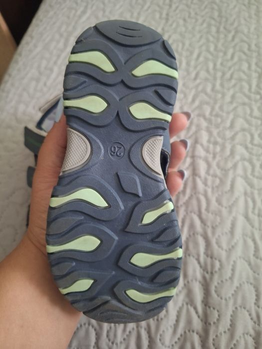 Нови сандали 26 номер