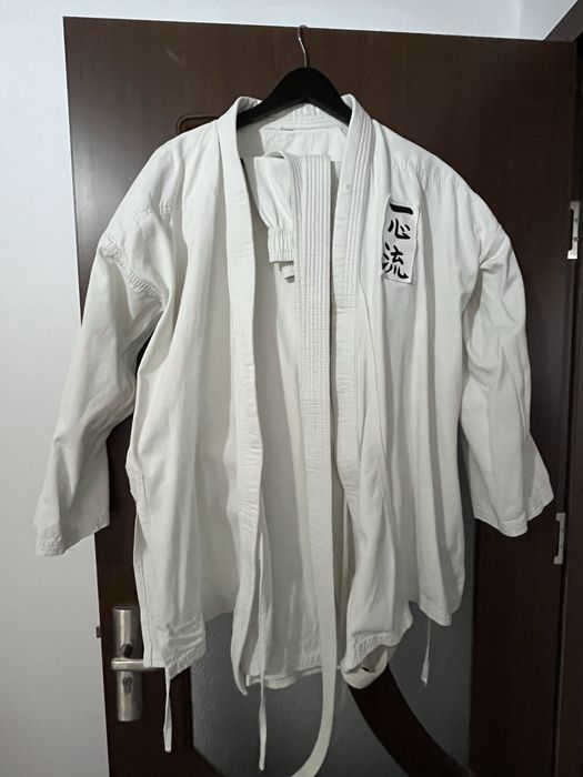 Kimono- arte marțiale