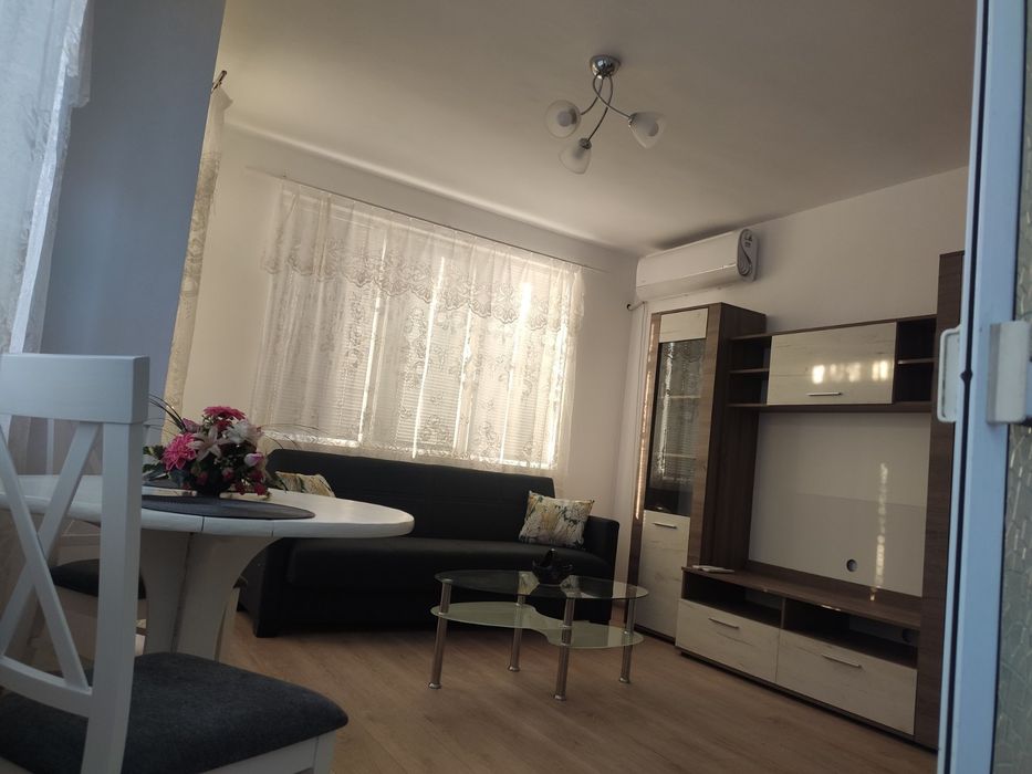 Дава се под наем Двустаен апартамент в Пловдив, Център - 60 кв.м за 408.51 € - Снимка #3