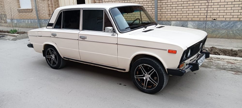 VAZ2106mowina ideal pirosta