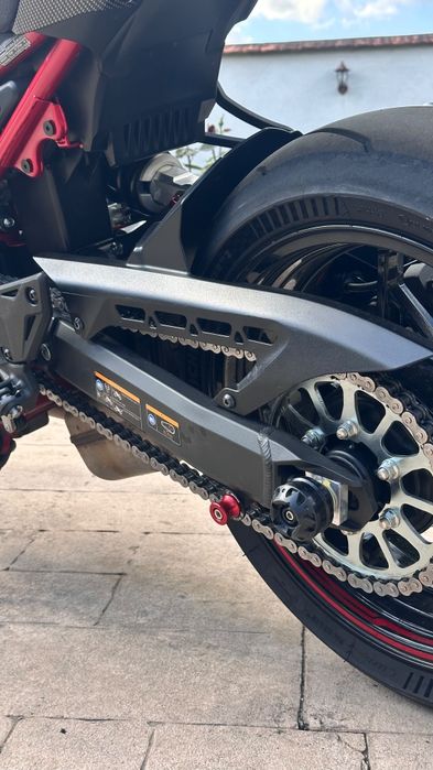 Kawasaki Z900.  2025