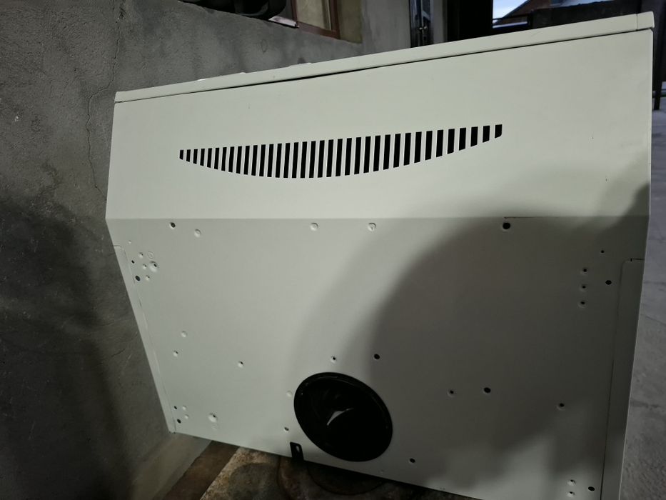 Продам вытяжку новую