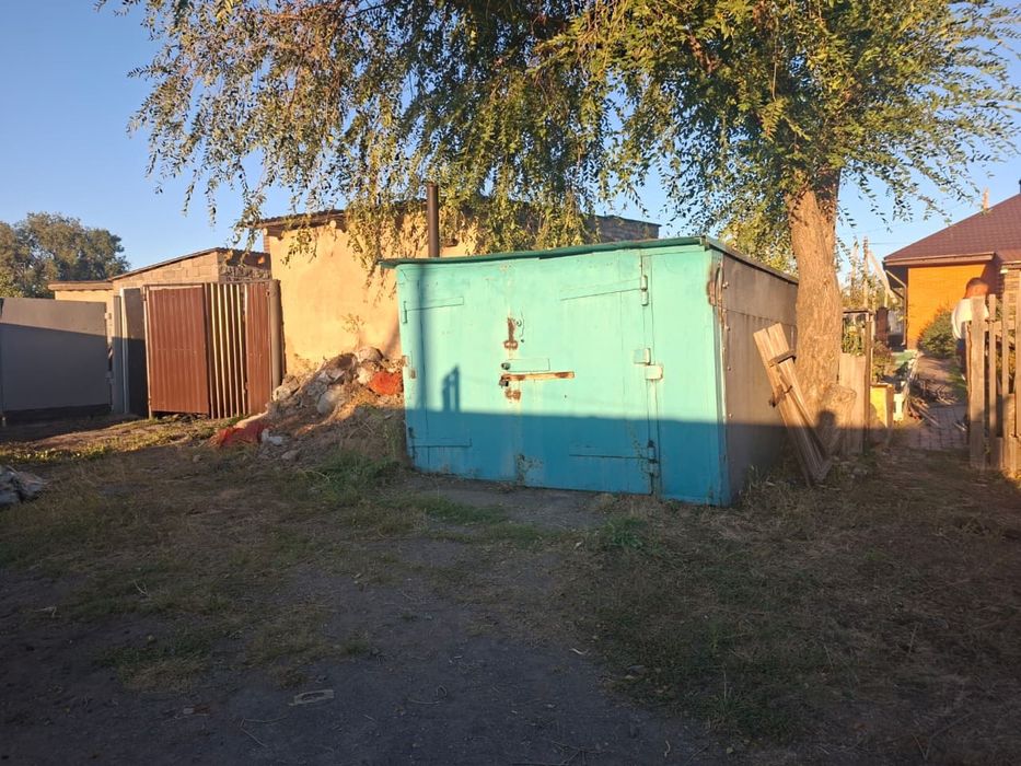 Продам металлический гараж