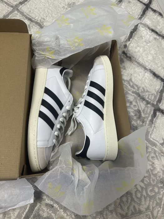 Кроссовки adidas оригинал, новые