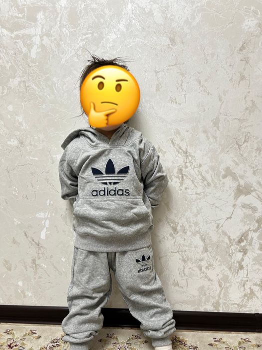 Спортивные детские костюмы