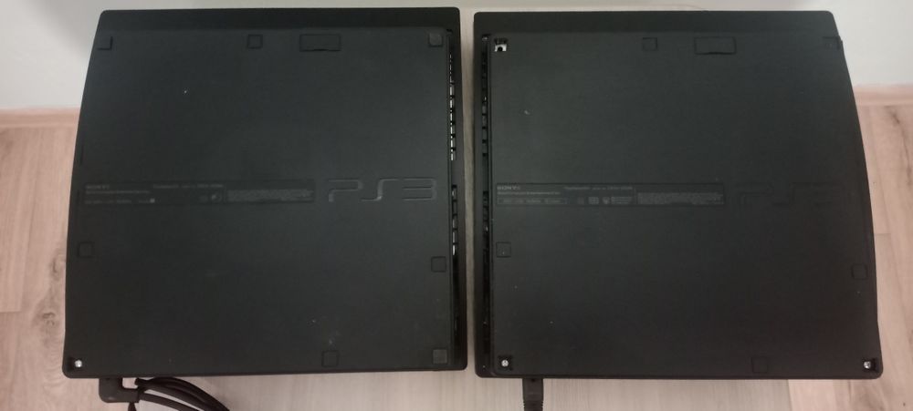 Продам на запчасти две PS 3 Slim