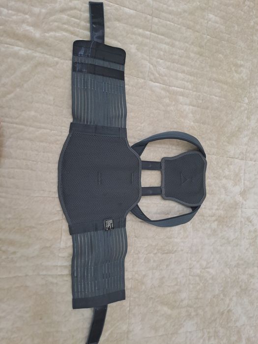 Корсет.  Корректор дя осанки для детей