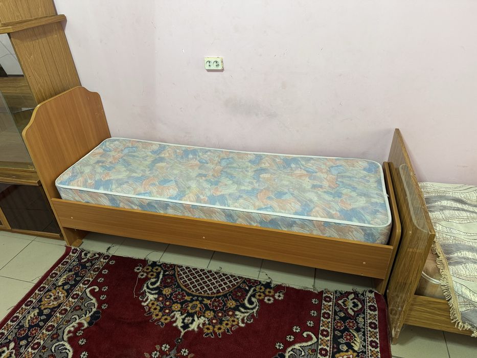 Продам кровать односпальную, 2 шт.