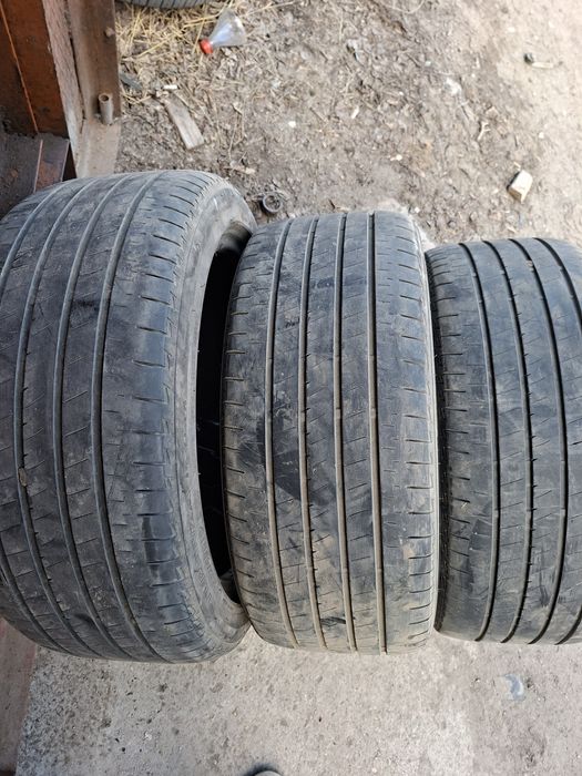 Продам шины. 234/45/18 бриджестон