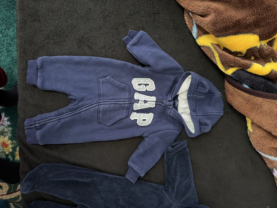 комбинезоны ДеФакто и GAP 68-74