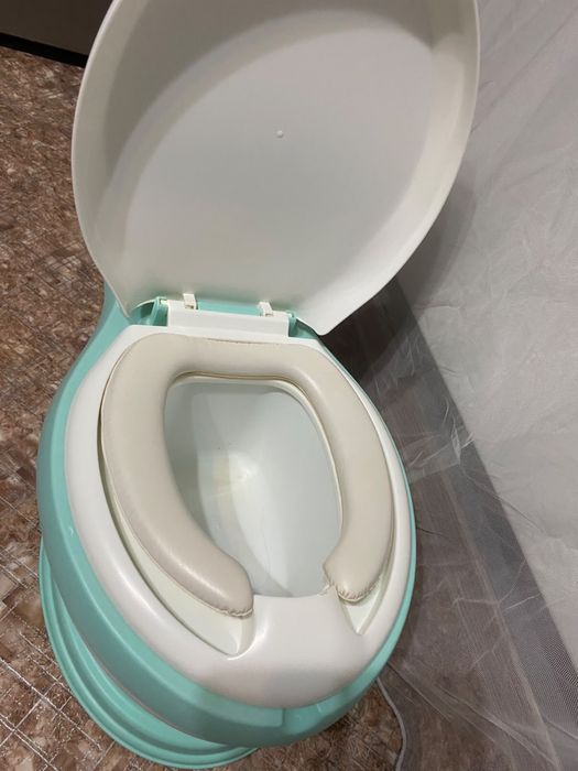 Продам детский унитаз
