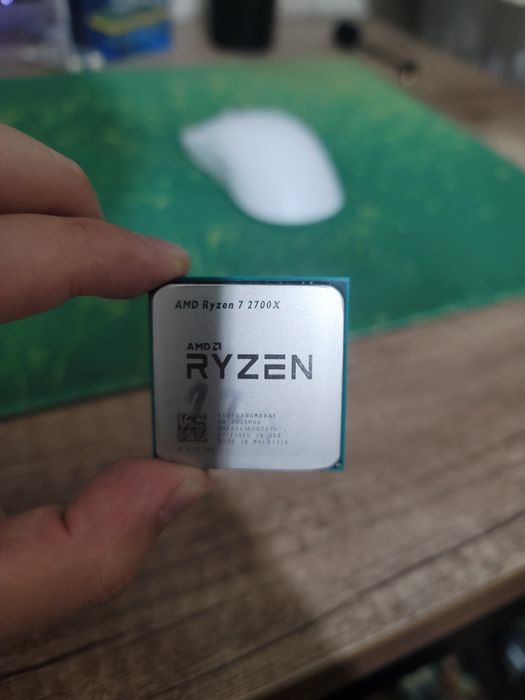 AMD Ryzen 7 2700x sotiladi