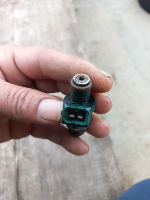 Бензинови дюзи за volkswagen. Aydi