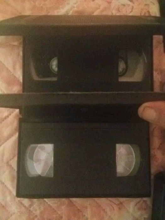 Видеокасети незнайни