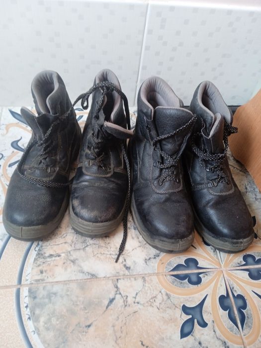 Ботинки рабочие высокие и короткие