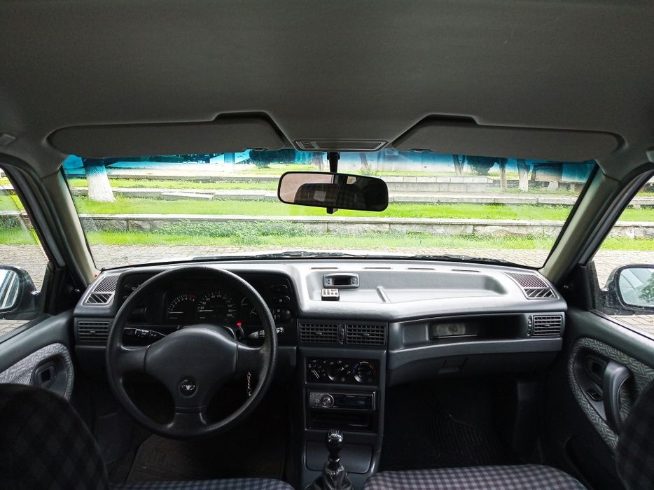 ДЭУ Нексия СОНС, 2001