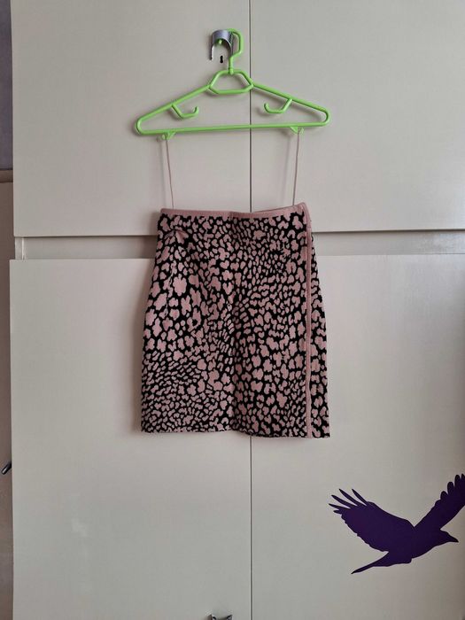 Дамска пола от плетиво