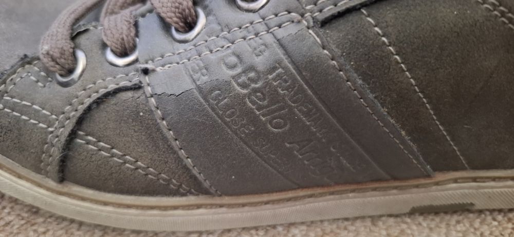 Adidași diferite mărci – mărimi 43/44/45