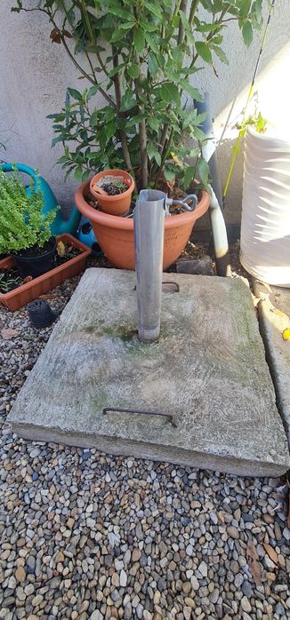Vand baza din beton pentru umbrela de soare